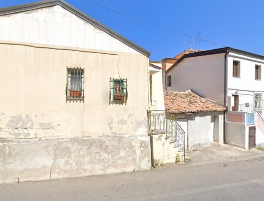 Parcheggio Via Salomone